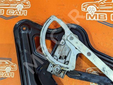 Стеклоподъемник передний правый MERCEDES-BENZ Sprinter W901-905 (1995 - 2006) — Разборка Мерседес