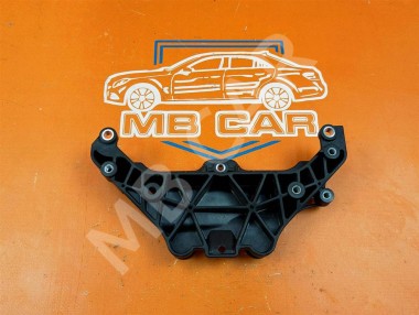 Кронштейн MERCEDES-BENZ SL-класс R231 рестайлинг (2016 - 2020) — Разборка Мерседес