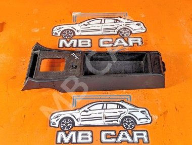 Подлокотник MERCEDES-BENZ C-класс W202/S202 (1993 - 1997) &mdash; Разборка Мерседес