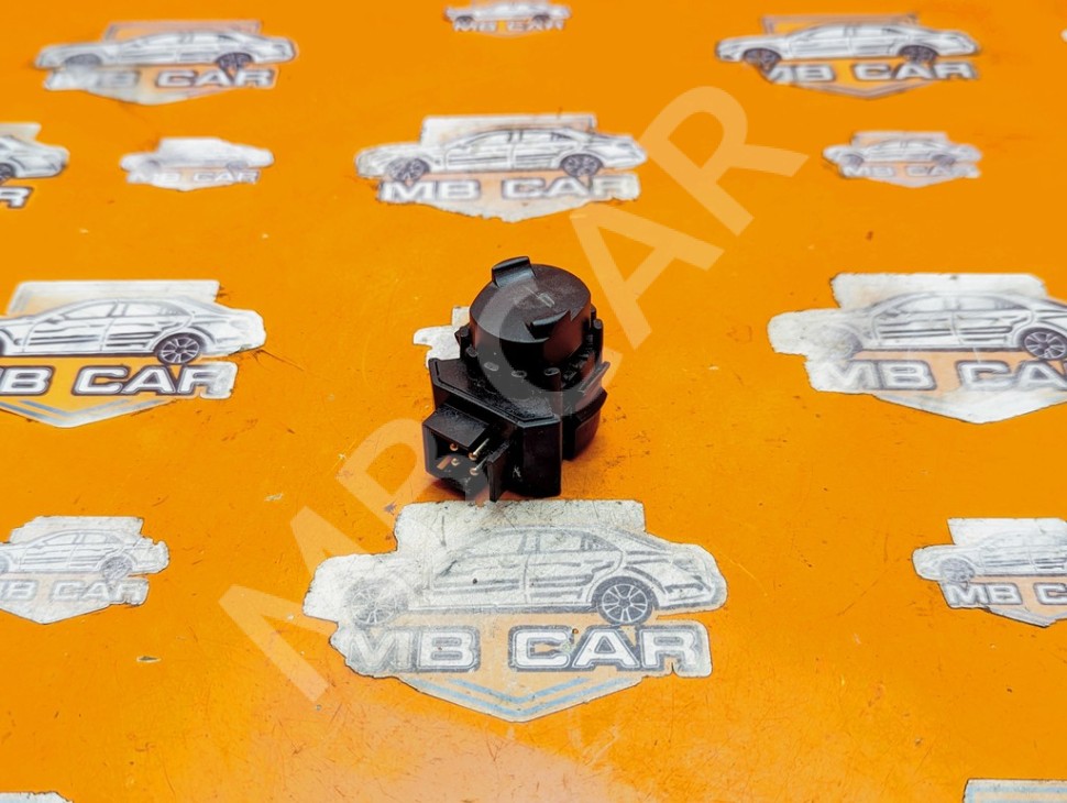 Датчик кикдауна MERCEDES-BENZ E-класс W124/S124/C124/A124 (1984 - 1997) фото 1 &mdash; Разборка Мерседес