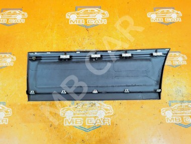 Молдинг двери MERCEDES-BENZ E-класс W124/S124/C124/A124 (1984 - 1997) — Разборка Мерседес