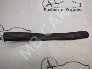 Уплотнитель моторного отсека MERCEDES-BENZ C-класс W203/S203/CL203 рестайлинг (2004 - 2008) — Разборка Мерседес
