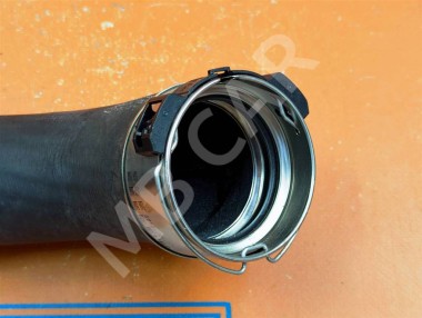 Патрубок интеркулера MERCEDES-BENZ E-класс W212/S212/C207/A207 (2009 - 2013) — Разборка Мерседес