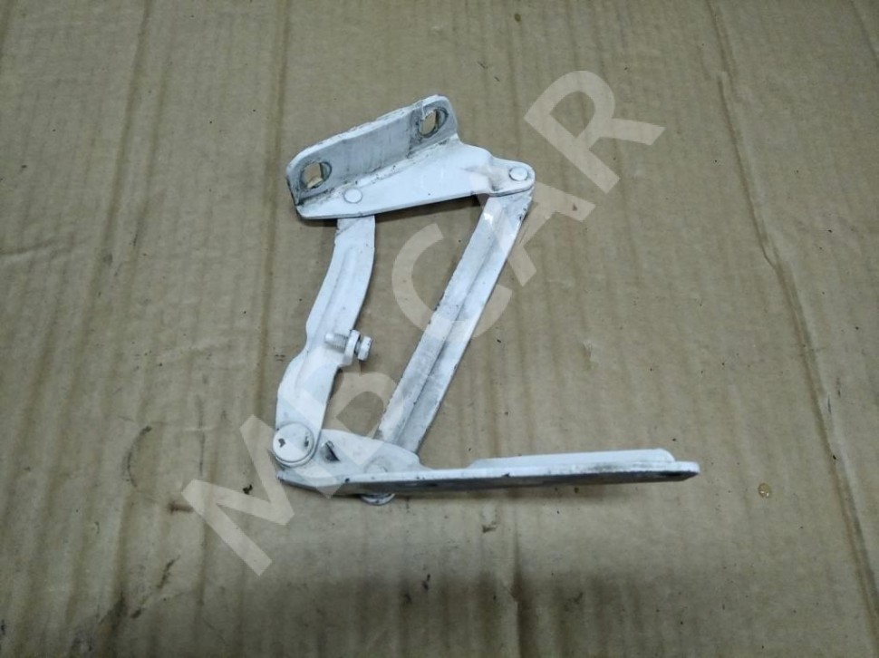 Петля капота MERCEDES-BENZ Sprinter W906 (2006 - 2019) фото 1 — Разборка Мерседес