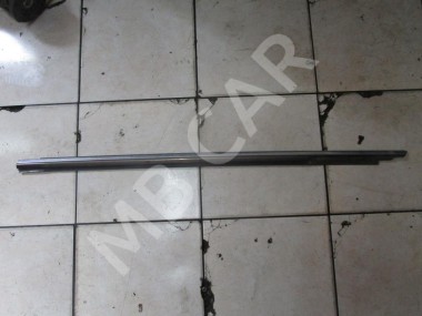 Молдинг стекла двери MERCEDES-BENZ S-класс W140 (1991 - 1998) — Разборка Мерседес