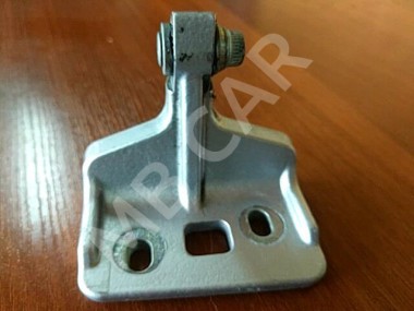 Петля двери MERCEDES-BENZ CLS-класс C219 (2004 - 2008) — Разборка Мерседес