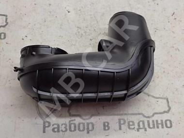 Патрубок воздушный MERCEDES-BENZ C-класс W204/S204 (2006 - 2011) — Разборка Мерседес