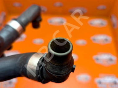 Патрубок ОЖ MERCEDES-BENZ CLS-класс C219 (2004 - 2008) — Разборка Мерседес