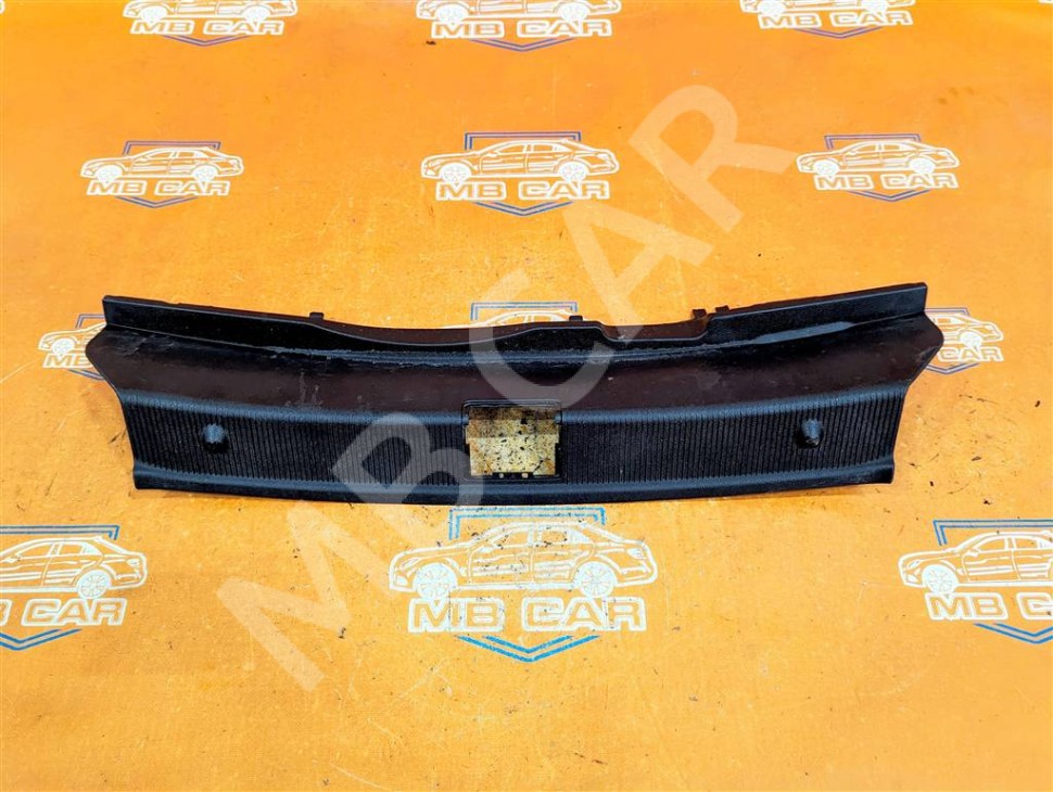 Накладка замка багажника MERCEDES-BENZ C-класс W204/S204 (2006 - 2011) фото 1 — Разборка Мерседес