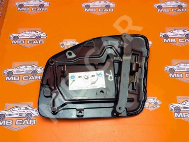 Лючок топливного бака MERCEDES-BENZ X-класс I (2017 - 2020) — Разборка Мерседес