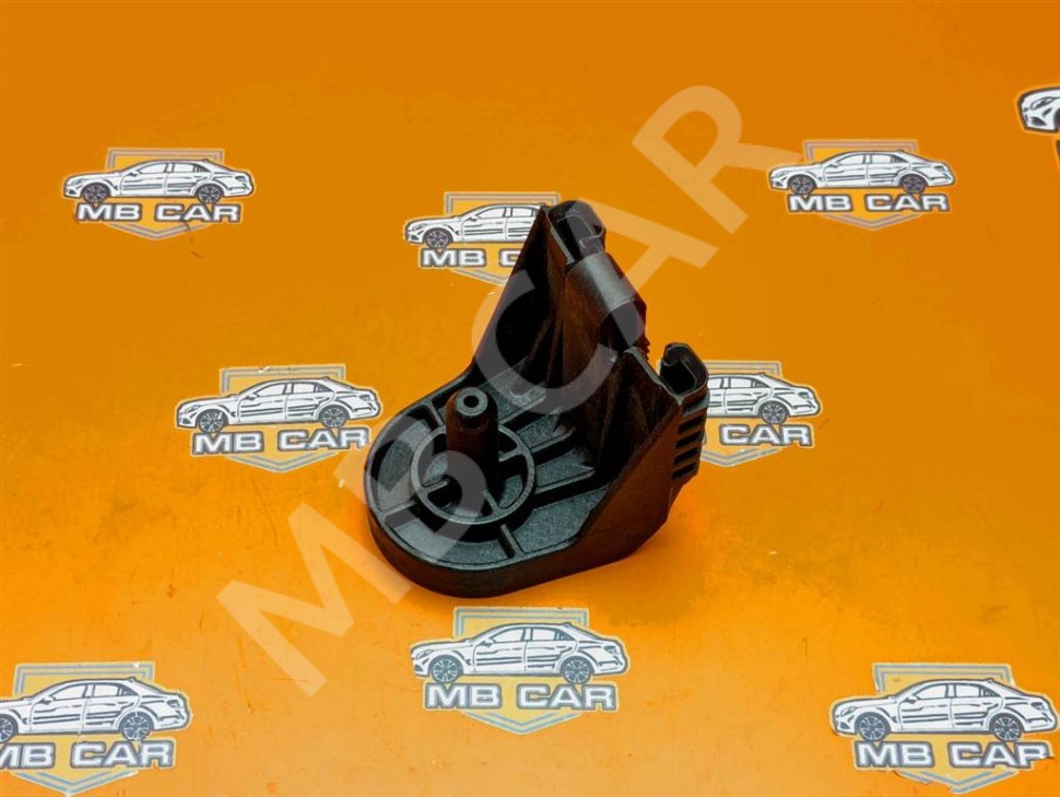 Кронштейн радиатора MERCEDES-BENZ SLK-класс R171 (2004 - 2008) фото 1 &mdash; Разборка Мерседес