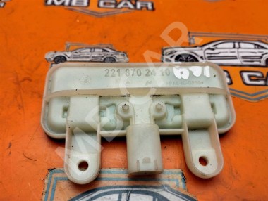 Кнопка закрытия багажника MERCEDES-BENZ E-класс W212/S212/C207/A207 рестайлинг (2013 - 2016) — Разборка Мерседес