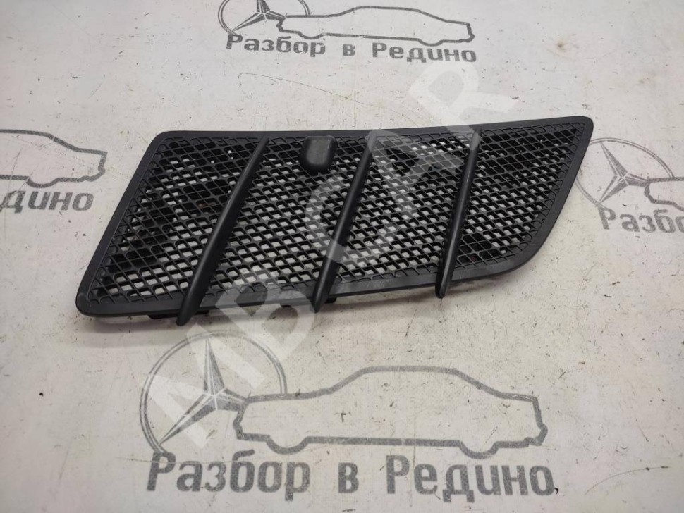 Решетка капота MERCEDES-BENZ M-класс W164 (2005 - 2008) фото 1 &mdash; Разборка Мерседес
