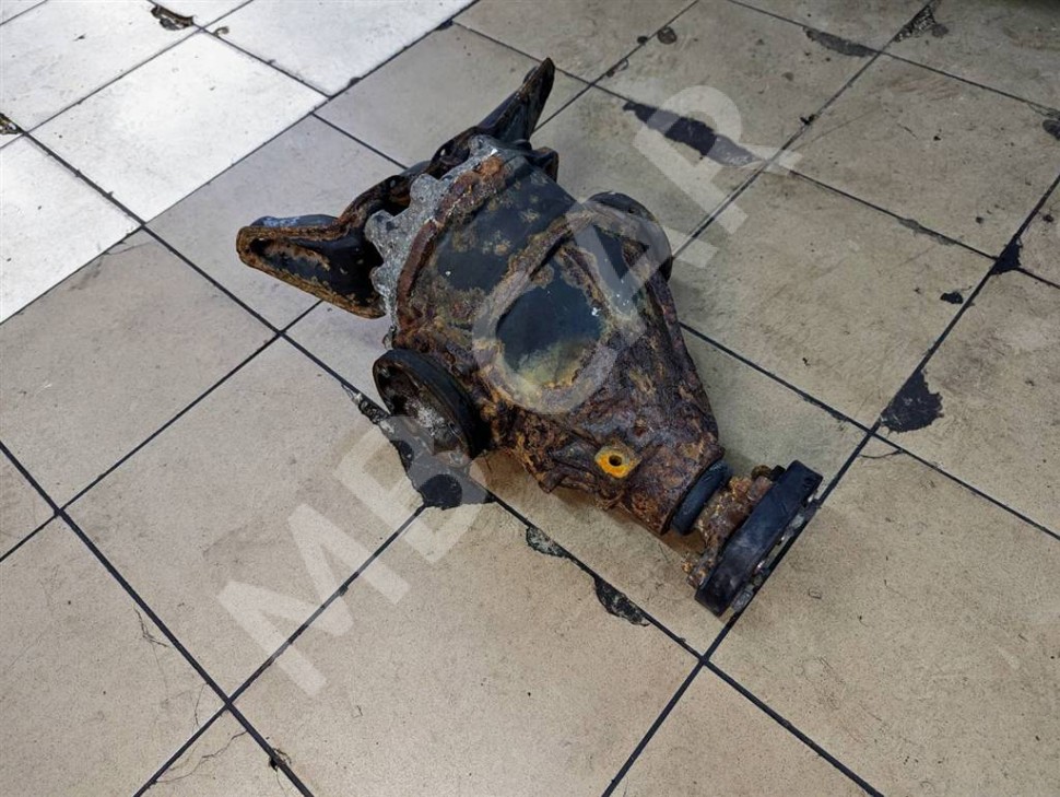 Редуктор задний MERCEDES-BENZ S-класс W140 (1991 - 1998) фото 1 &mdash; Разборка Мерседес