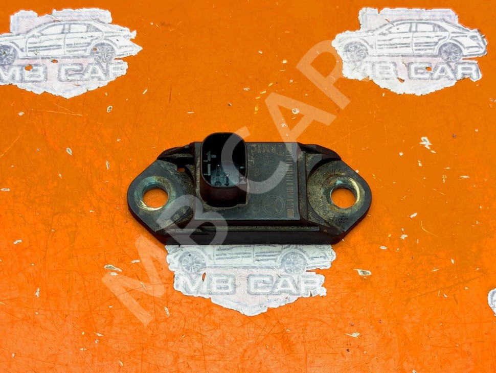 Датчик ускорения MERCEDES-BENZ S-класс W220 (1998 - 2005) фото 1 &mdash; Разборка Мерседес