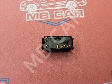 Кнопка стеклоподъемников MERCEDES-BENZ S-класс W140 (1991 - 1998) — Разборка Мерседес