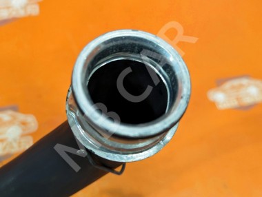 Патрубок радиатора MERCEDES-BENZ E-класс W211/S211 (2002 - 2006) — Разборка Мерседес