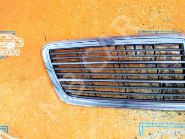 Решетка радиатора MERCEDES-BENZ C-класс W203/S203/CL203 (2000 - 2004) — Разборка Мерседес