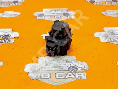 Датчик кикдауна MERCEDES-BENZ E-класс W124/S124/C124/A124 (1984 - 1997) &mdash; Разборка Мерседес