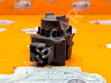 Датчик кикдауна MERCEDES-BENZ E-класс W124/S124/C124/A124 (1984 - 1997) &mdash; Разборка Мерседес