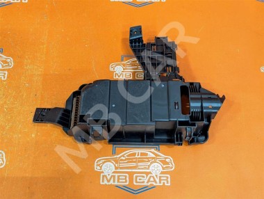 Корпус блока предохранителей MERCEDES-BENZ GLE-класс Coupe C292 (2015 - 2019) — Разборка Мерседес