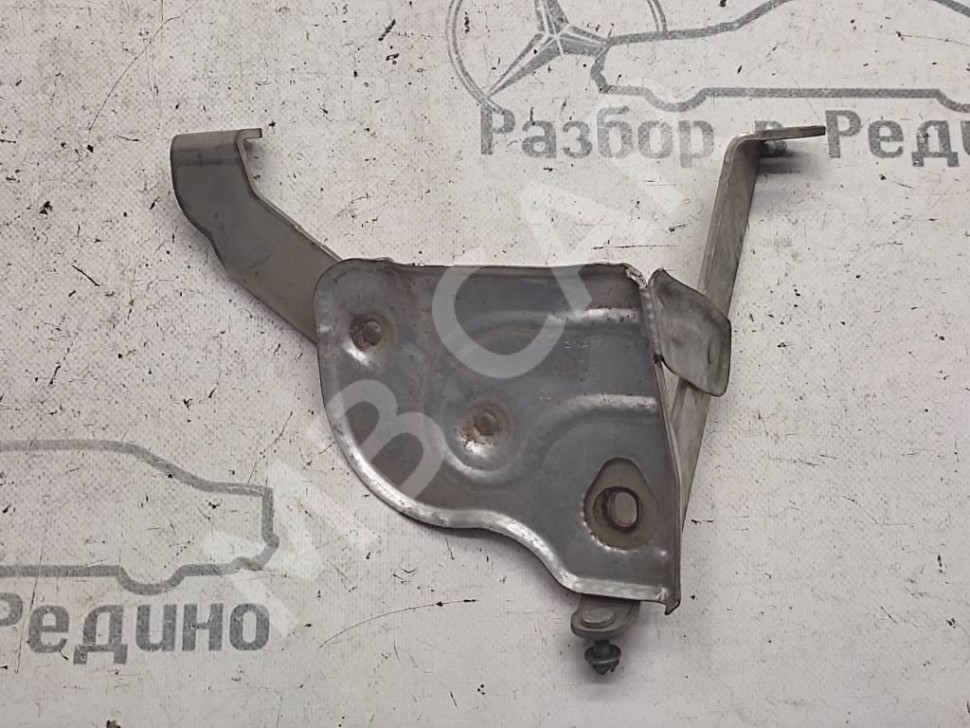 Кронштейн турбины MERCEDES-BENZ C-класс W204/S204/С204 рестайлинг (2011 - 2015) фото 1 &mdash; Разборка Мерседес