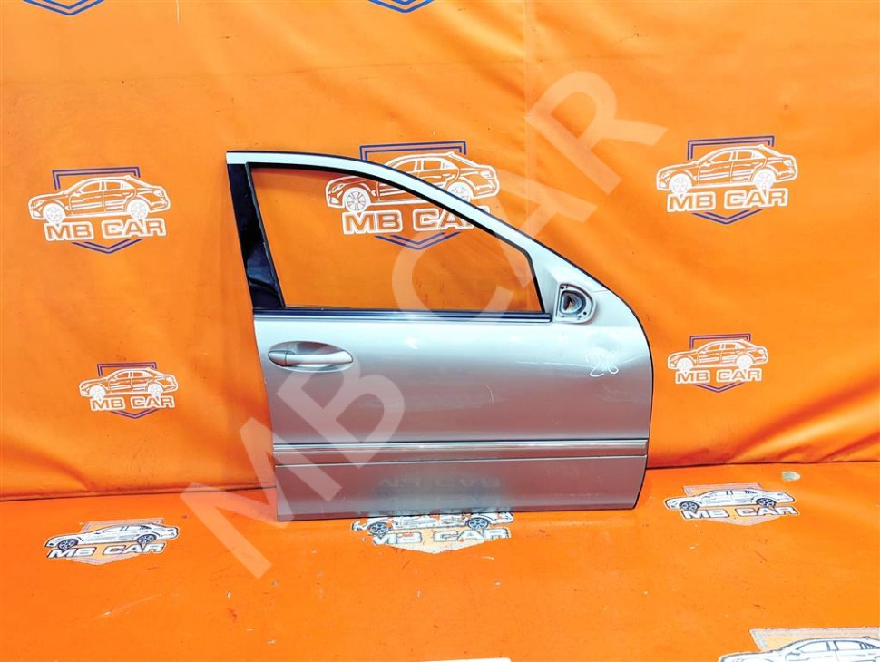 Дверь передняя правая MERCEDES-BENZ C-класс W203/S203/CL203 рестайлинг (2004 - 2008) фото 1 — Разборка Мерседес