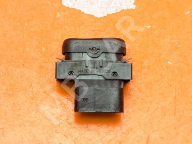 Кнопка обогрева сидений MERCEDES-BENZ M-класс W163 (1997 - 2001) &mdash; Разборка Мерседес