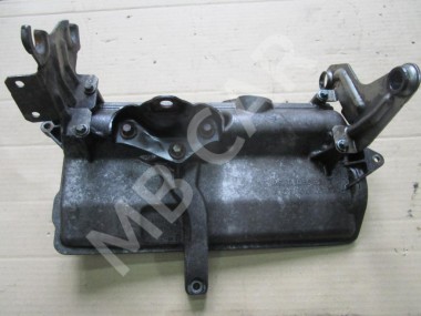 Клапанная крышка MERCEDES-BENZ A-класс W169 (2004 - 2008) — Разборка Мерседес