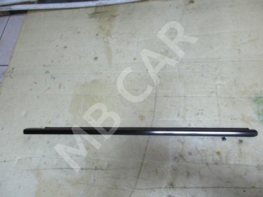 Молдинг стекла двери MERCEDES-BENZ E-класс W211/S211 (2002 - 2006) — Разборка Мерседес