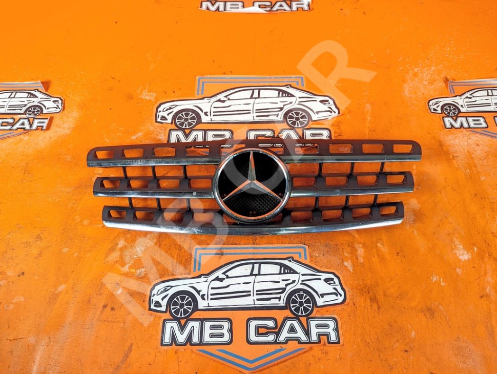 Решетка радиатора MERCEDES-BENZ M-класс W164 рестайлинг (2008 - 2011) фото 1 &mdash; Разборка Мерседес