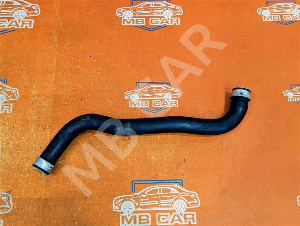 Патрубок радиатора MERCEDES-BENZ E-класс W211/S211 (2002 - 2006) фото 1 — Разборка Мерседес
