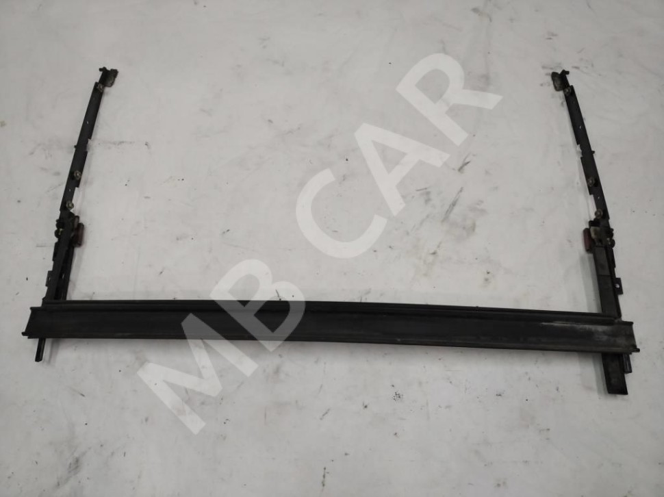 Направляющая MERCEDES-BENZ S-класс W220 (1998 - 2005) фото 1 — Разборка Мерседес