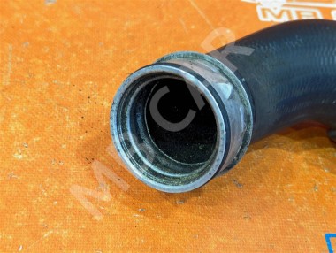 Патрубок интеркулера MERCEDES-BENZ C-класс W203/S203/CL203 (2000 - 2004) — Разборка Мерседес