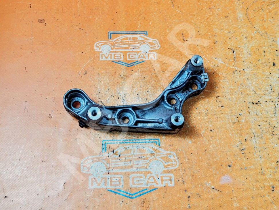 Кронштейн редуктора MERCEDES-BENZ C-класс W204/S204 (2006 - 2011) фото 1 &mdash; Разборка Мерседес