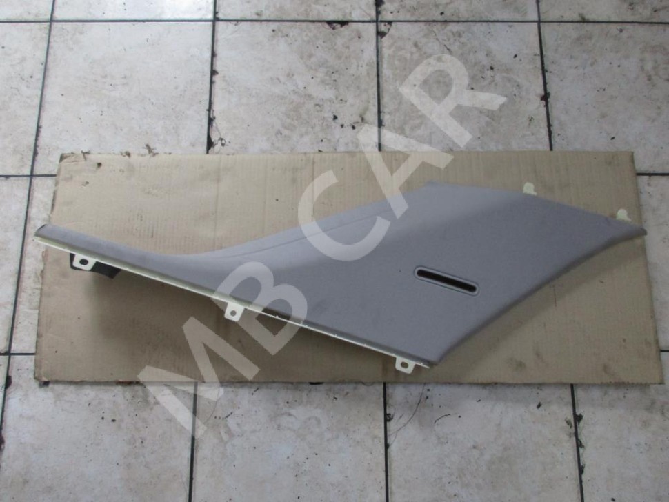 Накладка задней стойки MERCEDES-BENZ M-класс W166 (2011 - 2015) фото 1 — Разборка Мерседес