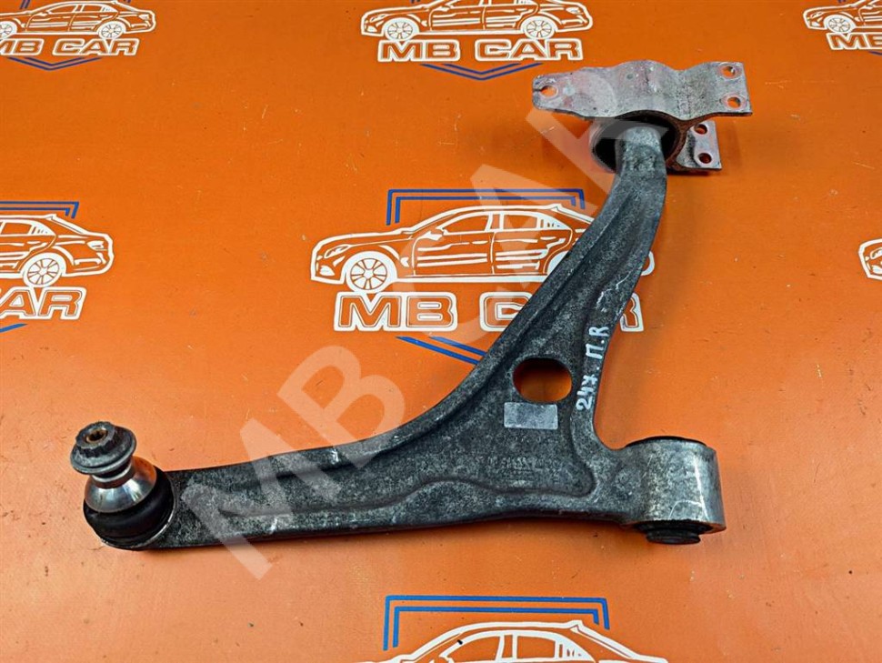 Рычаг передний нижний правый MERCEDES-BENZ A-класс W177 (2018 - 2023) фото 1 — Разборка Мерседес