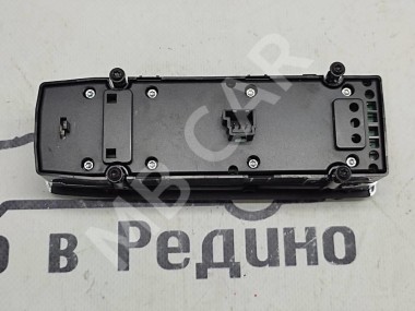Блок кнопок стеклоподъемников MERCEDES-BENZ C-класс W204/S204 (2006 - 2011) — Разборка Мерседес