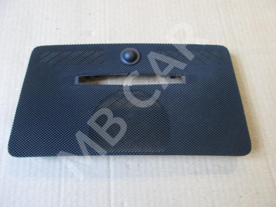 Сетки динамиков торпеды MERCEDES-BENZ C-класс W204/S204 (2006 - 2011) фото 1 — Разборка Мерседес