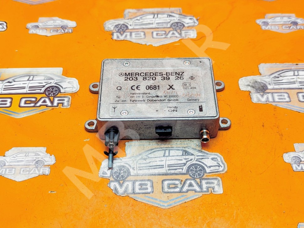 Усилитель антенны MERCEDES-BENZ C-класс W203/S203/CL203 рестайлинг (2004 - 2008) фото 1 &mdash; Разборка Мерседес