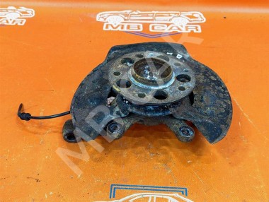 Кулак поворотный передний правый MERCEDES-BENZ VANEO W414 (2001 - 2005) — Разборка Мерседес