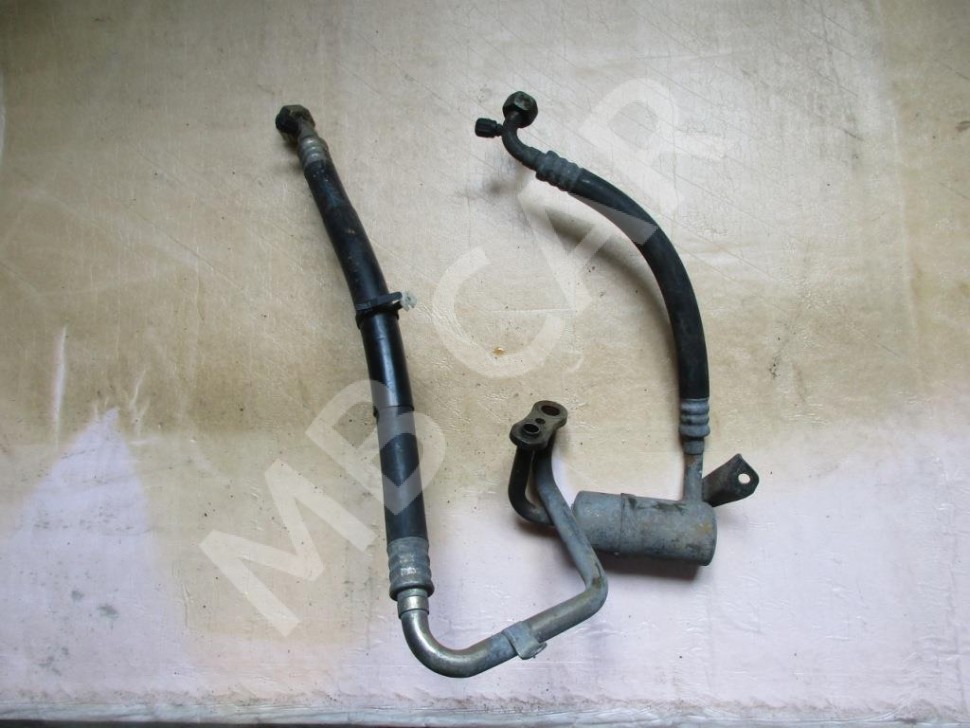 Трубка кондиционера MERCEDES-BENZ W124 W124/S124/C124/A124 (1984 - 1993) фото 1 — Разборка Мерседес