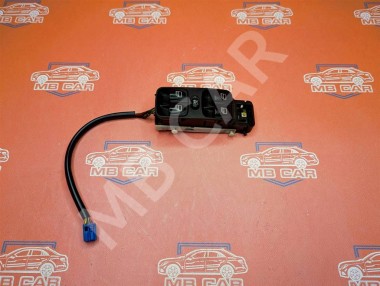 Блок кнопок стеклоподъемников MERCEDES-BENZ C-класс W203/S203/CL203 (2000 - 2004) — Разборка Мерседес