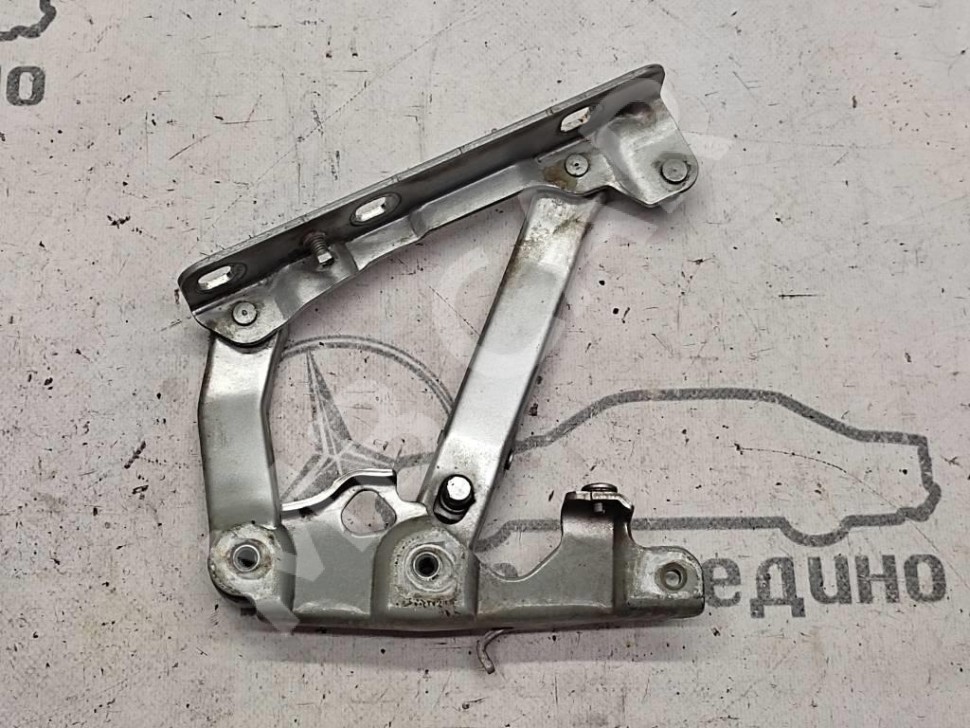 Петля капота MERCEDES-BENZ CLS-класс C219 (2004 - 2008) фото 1 &mdash; Разборка Мерседес