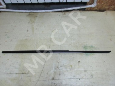 Молдинг стекла двери MERCEDES-BENZ E-класс W211/S211 (2002 - 2006) — Разборка Мерседес