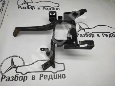 Кронштейн крепления ЭБУ MERCEDES-BENZ M-класс W164 (2005 - 2008) — Разборка Мерседес