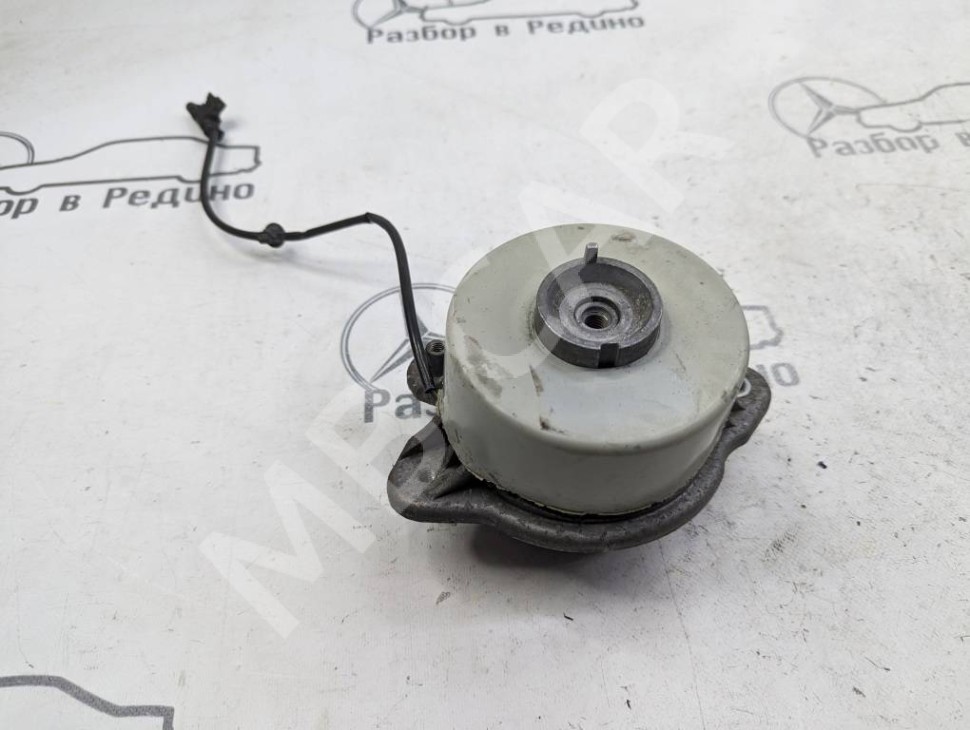 Опора двигателя MERCEDES-BENZ S-класс W222/C217/A217 (2013 - 2017) фото 1 — Разборка Мерседес