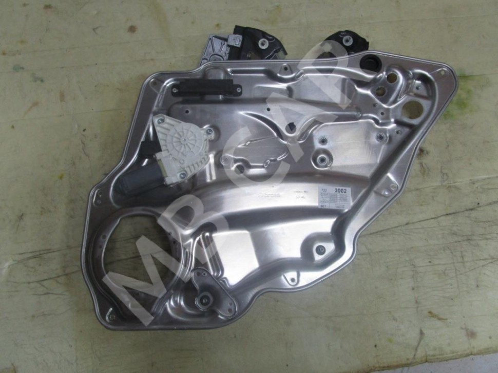 Стеклоподъемник задний правый MERCEDES-BENZ CLS-класс C218/X218 рестайлинг (2014 - 2017) фото 1 — Разборка Мерседес