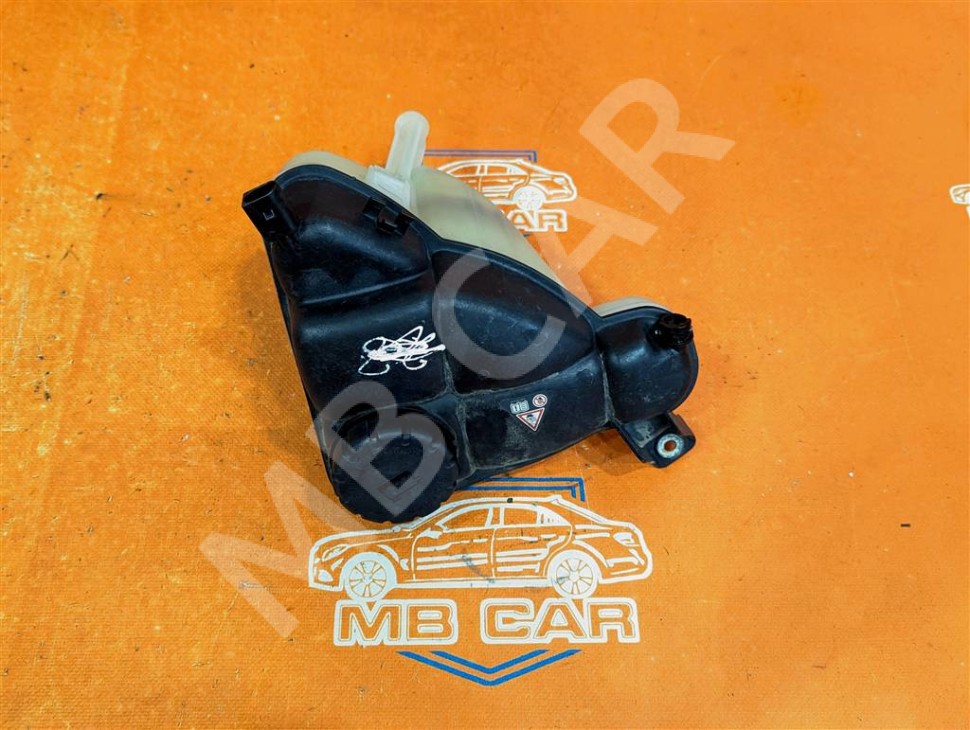 Бачок расширительный MERCEDES-BENZ R-класс W251 рестайлинг (2007 - 2010) фото 1 — Разборка Мерседес