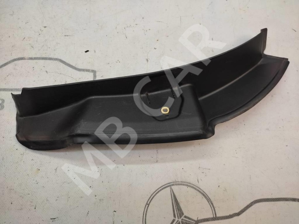 Водосток MERCEDES-BENZ C-класс W205/S205/C205/A205 (2014 - 2018) фото 1 — Разборка Мерседес